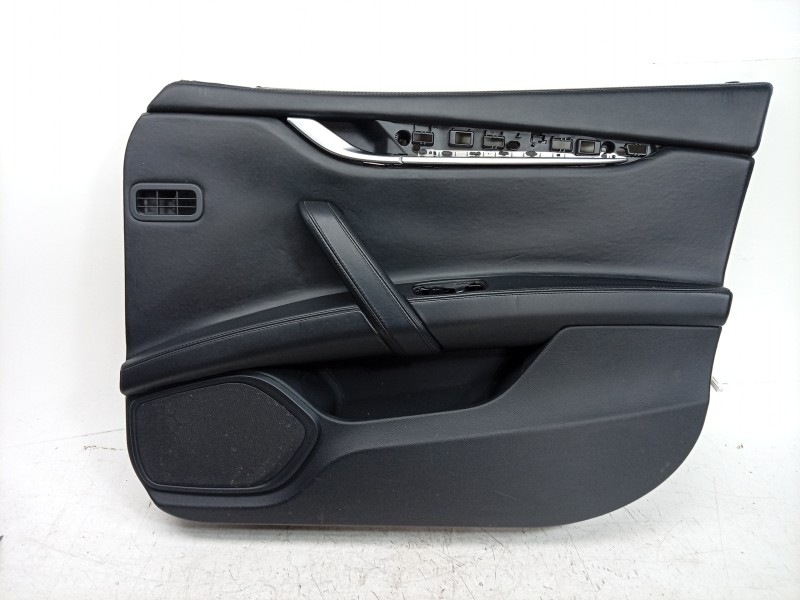 Recambio de guarnecido puerta delantera derecha para maserati ghibli iii (m157) 3.0 s q4 referencia OEM IAM  6700127300 