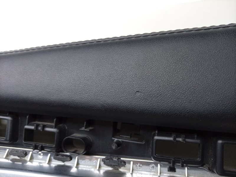 Recambio de guarnecido puerta delantera derecha para maserati ghibli iii (m157) 3.0 s q4 referencia OEM IAM  6700127300 