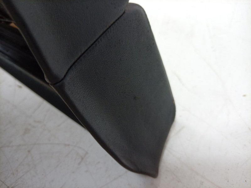 Recambio de guarnecido puerta delantera derecha para maserati ghibli iii (m157) 3.0 s q4 referencia OEM IAM  6700127300 