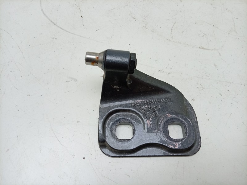 Recambio de bisagra puerta trasera izquierda para aston martin rapide 5.9 v12 cat referencia OEM IAM  AD43F26811AA 
