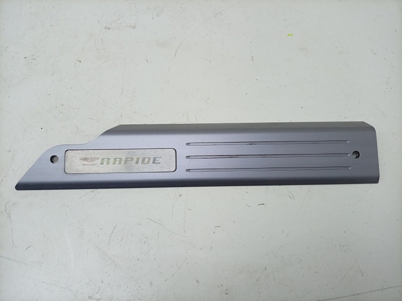 Recambio de moldura para aston martin rapide 5.9 v12 cat referencia OEM IAM  AD43132A13AAW 