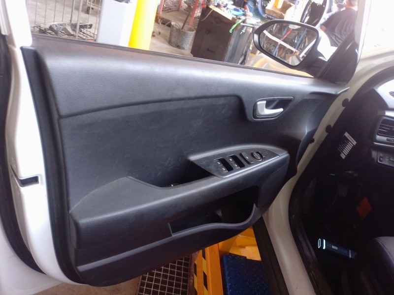 Recambio de elevalunas delantero izquierdo para kia stonic (yb) 1.0 t-gdi referencia OEM IAM   