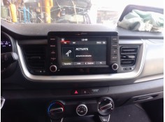 SISTEMA AUDIO / RADIO CD 