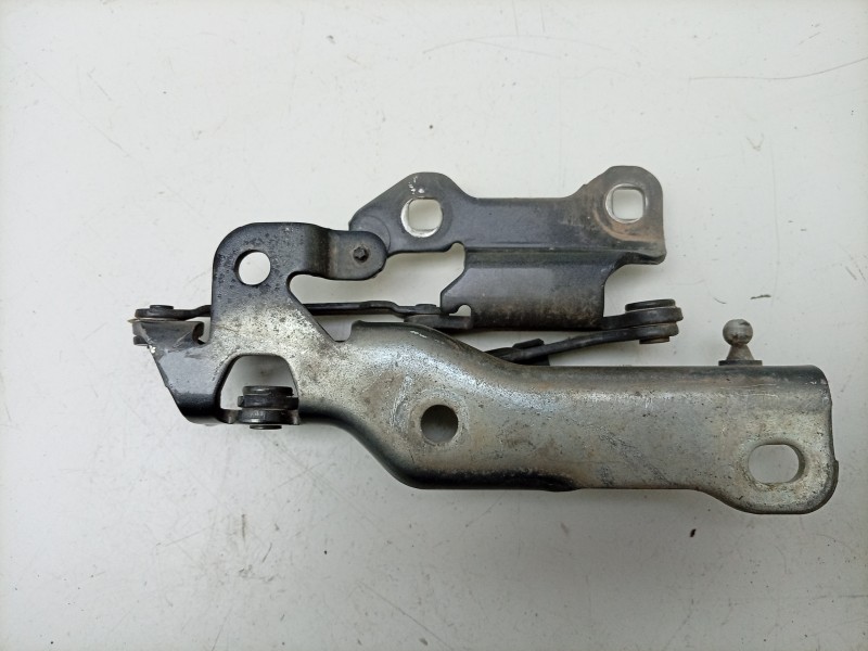 Recambio de bisagra capo izquierda para aston martin rapide 5.9 v12 cat referencia OEM IAM  DG4316801AA 