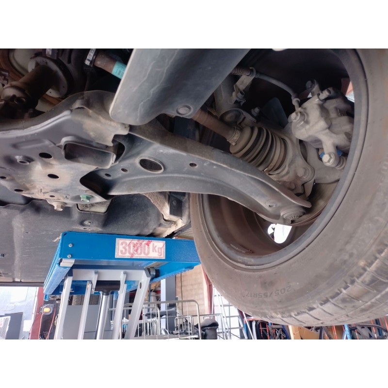 Recambio de brazo suspension inferior delantero izquierdo para kia stonic (yb) 1.0 t-gdi referencia OEM IAM   