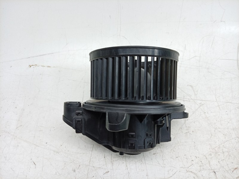 Recambio de ventilador calefaccion para ford tourneo custom v362 autobús (f3) 2.0 ecoblue mhev referencia OEM IAM 0130115572 BK2