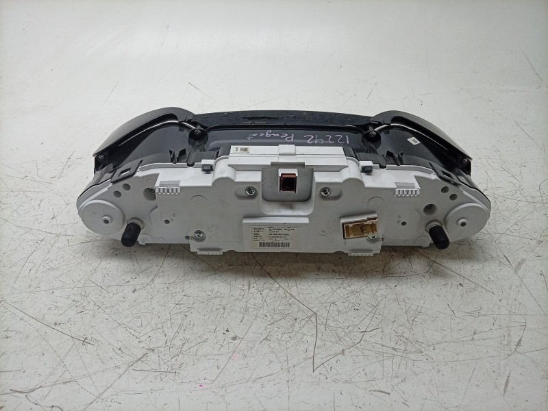 Recambio de cuadro instrumentos para peugeot 308 ii (lb_, lp_, lw_, lh_, l3_) 1.6 gti (l35gnh) referencia OEM IAM 1651148780 982