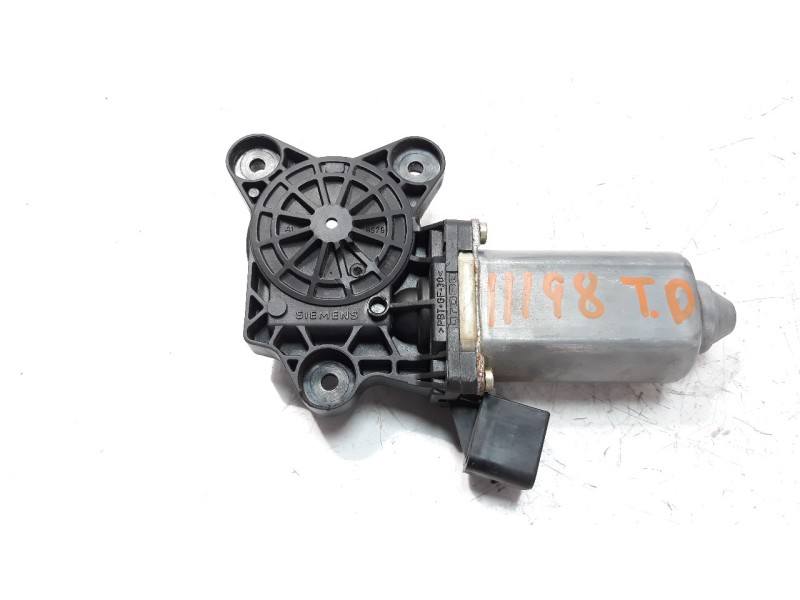 Recambio de motor elevalunas trasero derecho para mercedes-benz clase cl (w215) coupe 5.0 v8 24v cat referencia OEM IAM 10631810