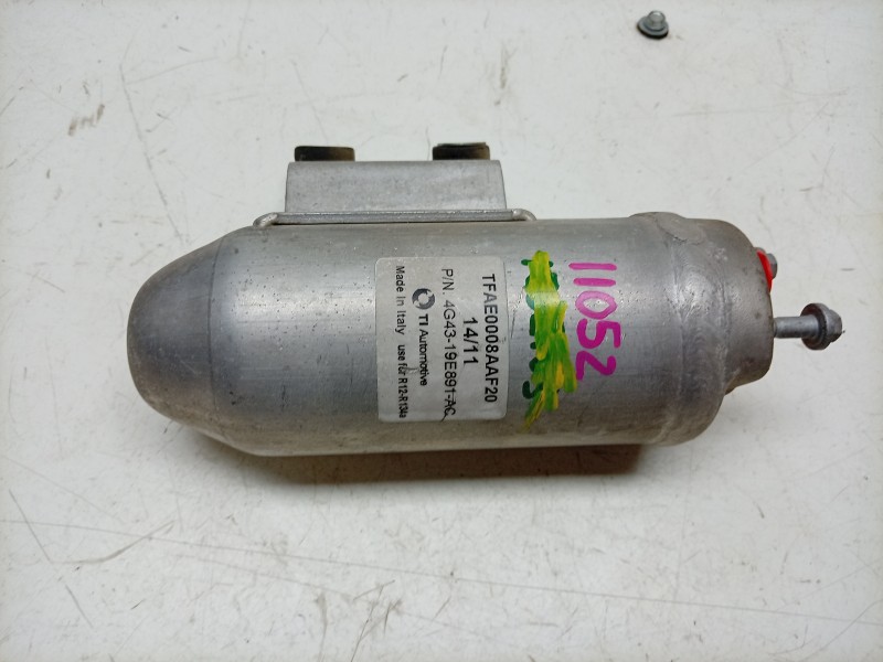 Recambio de filtro secante aire acondicionado para aston martin rapide 5.9 v12 cat referencia OEM IAM  4G4319E891AC 