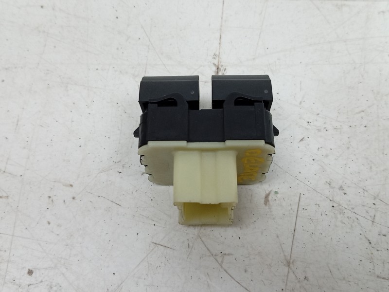 Recambio de mando elevalunas delantero izquierdo para renault captur i (j5_, h5_) 0.9 tce 90 referencia OEM IAM  254118722R EWSR