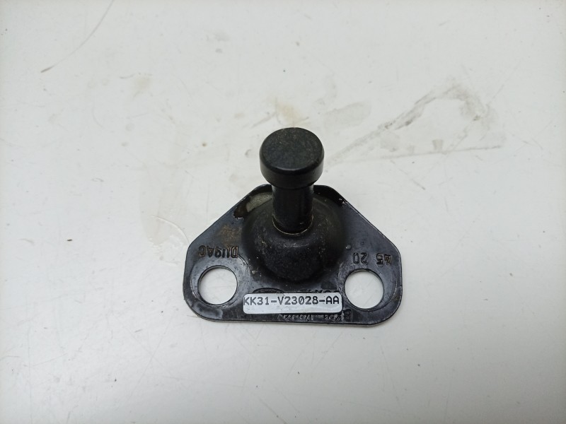 Recambio de soporte / guia puerta corredera para ford tourneo custom v362 autobús (f3) 2.0 ecoblue mhev referencia OEM IAM  KK31