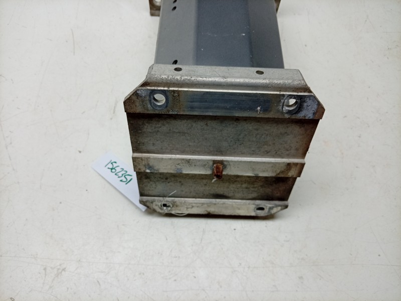 Recambio de refuerzo paragolpes delantero para aston martin rapide 5.9 v12 cat referencia OEM IAM  AD43V17N800AC 