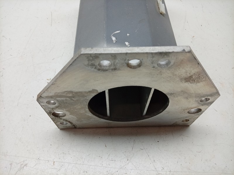 Recambio de refuerzo paragolpes delantero para aston martin rapide 5.9 v12 cat referencia OEM IAM  AD43V17N800AC 