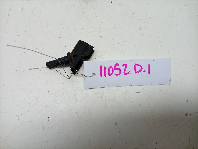 Recambio de sensor abs para aston martin rapide 5.9 v12 cat referencia OEM IAM  10071151233 