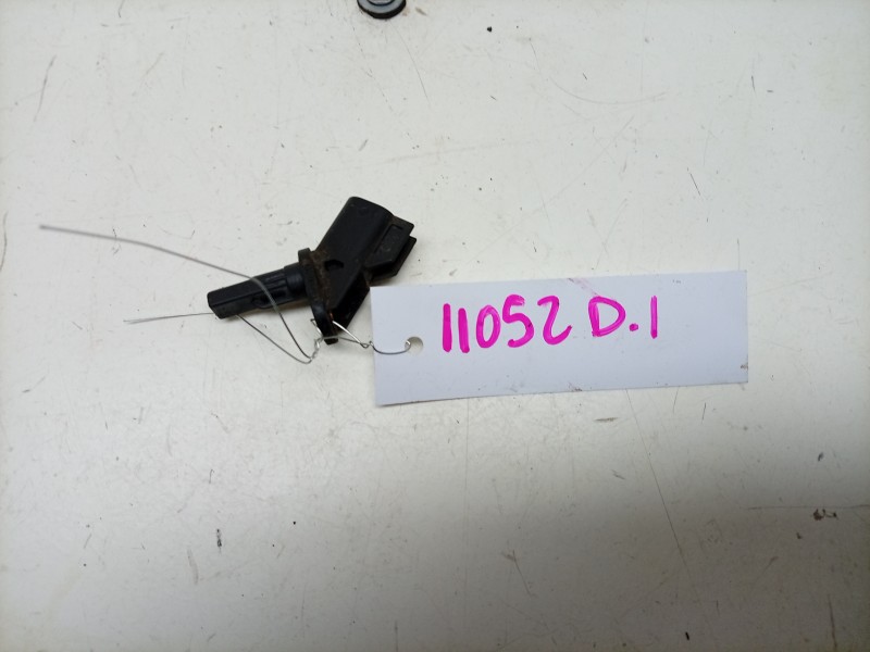 Recambio de sensor abs para aston martin rapide 5.9 v12 cat referencia OEM IAM  10071151233 