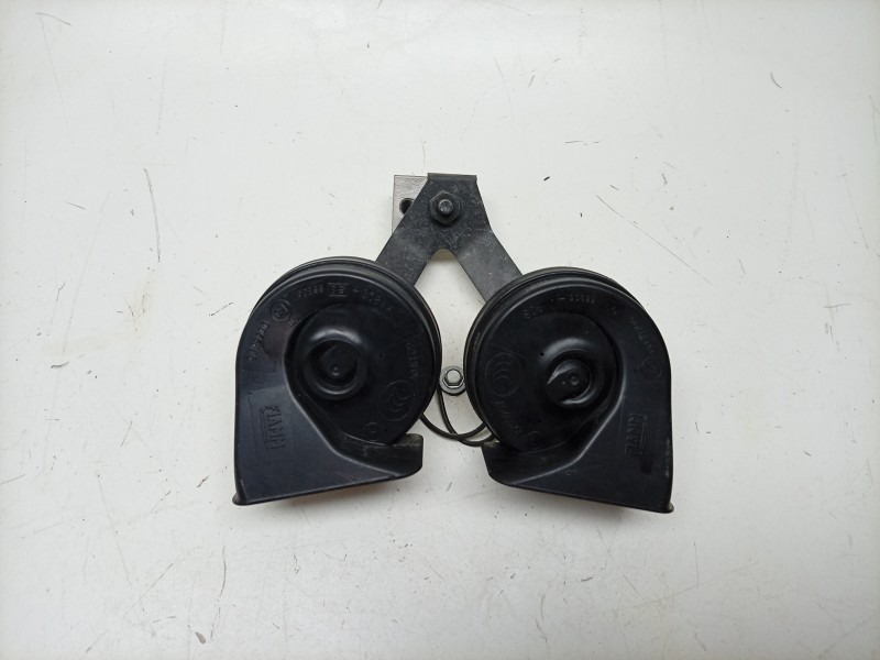 Recambio de claxon para aston martin rapide 5.9 v12 cat referencia OEM IAM  A046522 