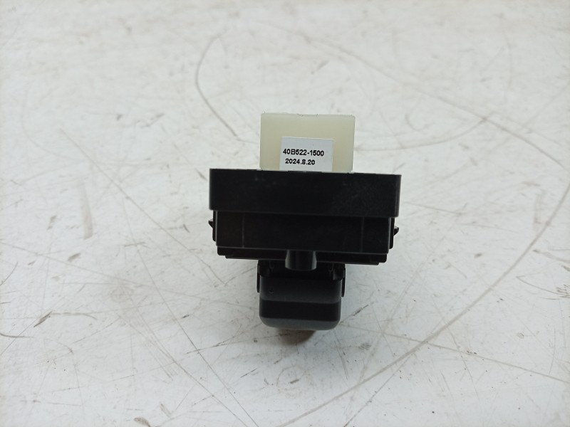 Recambio de mando elevalunas trasero derecho para kia ceed (cd) 1.0 t-gdi referencia OEM IAM  40B5221500 