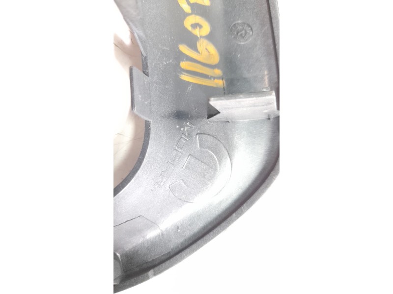 Recambio de rejilla paragolpes derecha para jeep renegade 1.6 m-jet cat referencia OEM IAM 735587823DX  