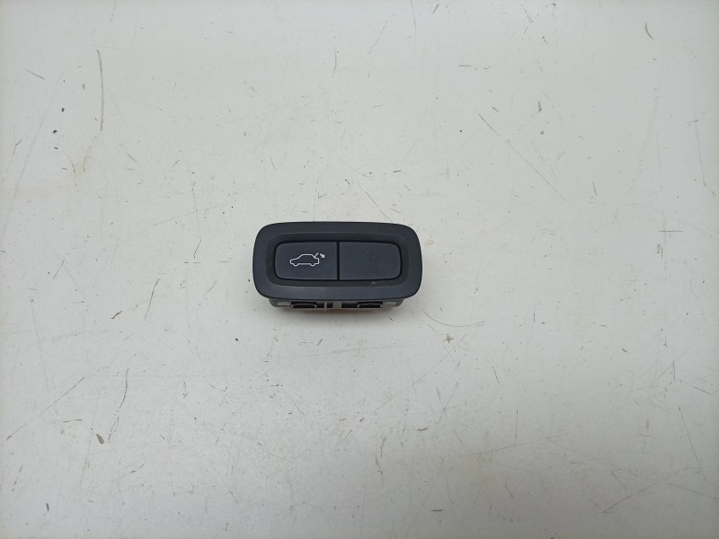 Recambio de interruptor para volvo v60 ii cross country (227) d4 awd referencia OEM IAM  31674800 