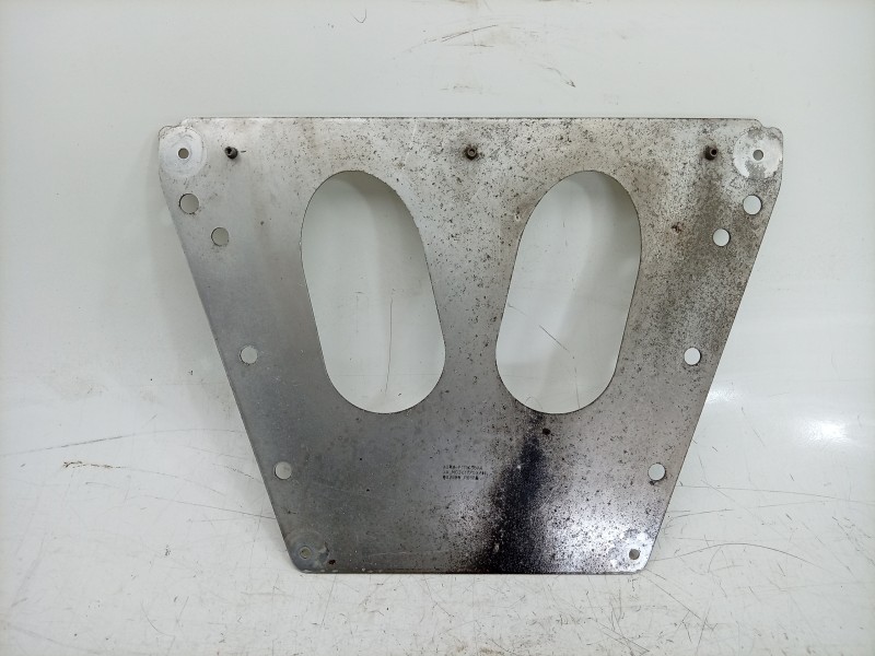 Recambio de refuerzo paragolpes delantero para aston martin rapide 5.9 v12 cat referencia OEM IAM  AD43F111K36AA 
