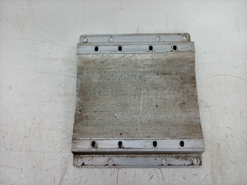 Recambio de refuerzo paragolpes delantero para aston martin rapide 5.9 v12 cat referencia OEM IAM  GOAD43F110023AA 