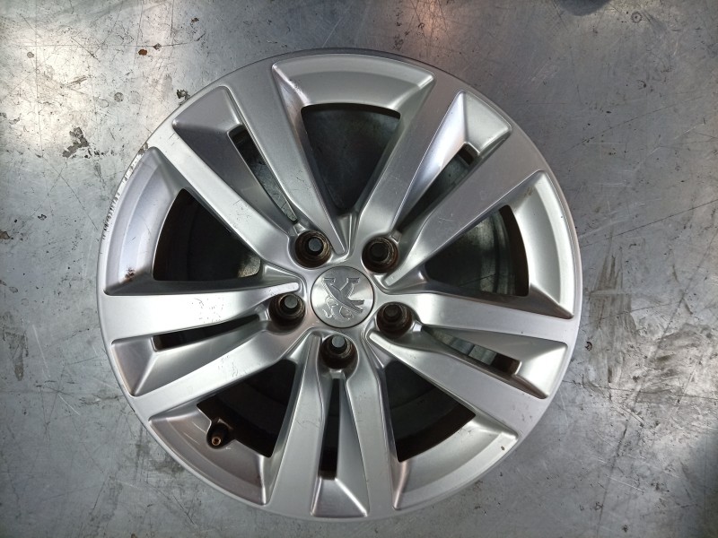 Recambio de llanta para peugeot 308 ii (lb_, lp_, lw_, lh_, l3_) 1.5 bluehdi 130 referencia OEM IAM  96779895TW 