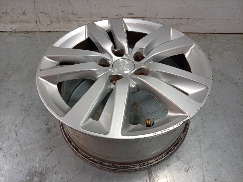 Recambio de llanta para peugeot 308 ii (lb_, lp_, lw_, lh_, l3_) 1.5 bluehdi 130 referencia OEM IAM  96779895TW 