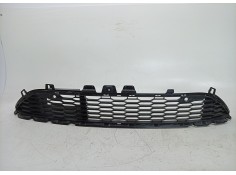 Recambio de rejilla delantera para dacia sandero iii 1.0 tce 90 eco-g referencia OEM IAM  622546060R 