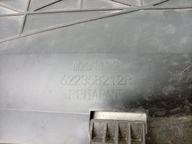 Recambio de cubrecarter para dacia sandero iii 1.0 tce 90 eco-g referencia OEM IAM  622358212R 107086060/DA2321940