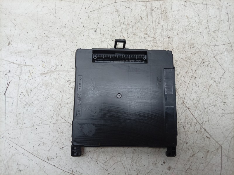 Recambio de modulo electronico para toyota c-hr (_x1_) 2.0 hybrid (maxh10) referencia OEM IAM  89221F4230 