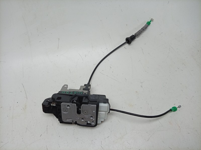 Recambio de cerradura puerta delantera derecha para volvo v60 ii cross country (227) d4 awd referencia OEM IAM  31440998 C575821