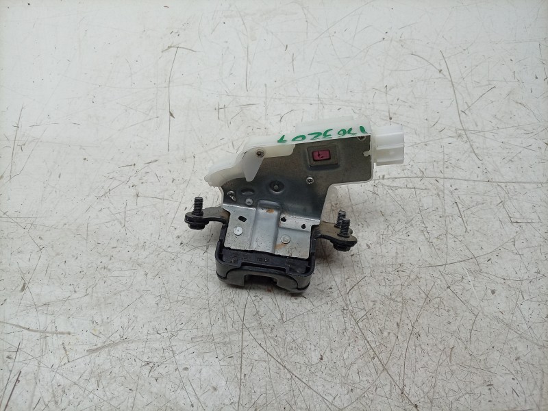 Recambio de cerradura maletero / porton para toyota c-hr (_x1_) 2.0 hybrid (maxh10) referencia OEM IAM   