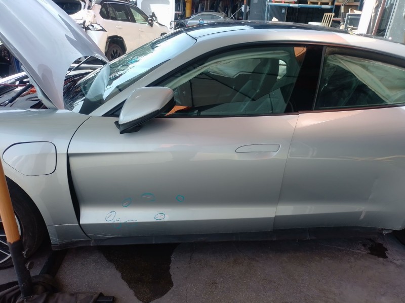 Recambio de puerta delantera izquierda para porsche taycan (y1a) 4s referencia OEM IAM   