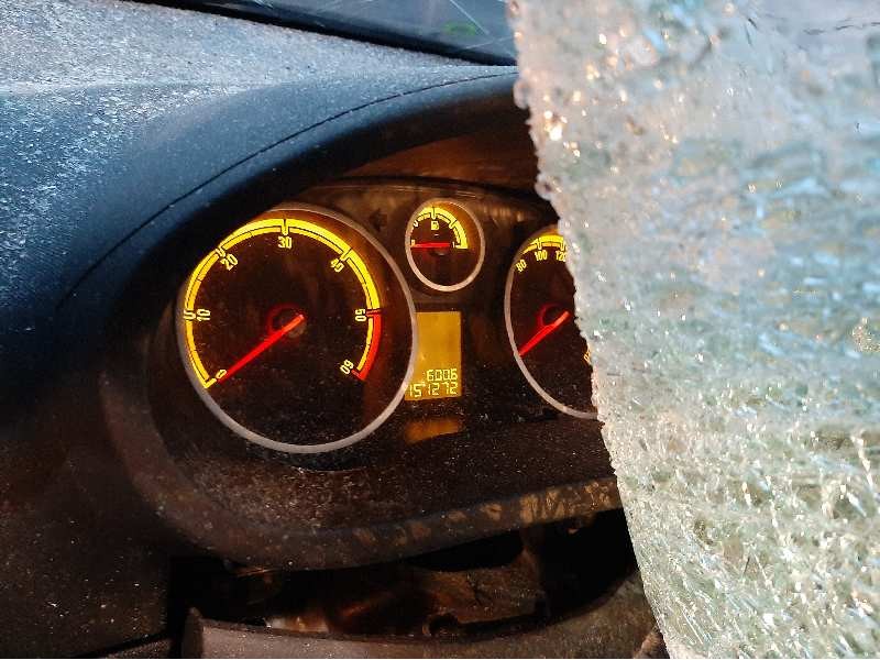 opel corsa d del año 2013