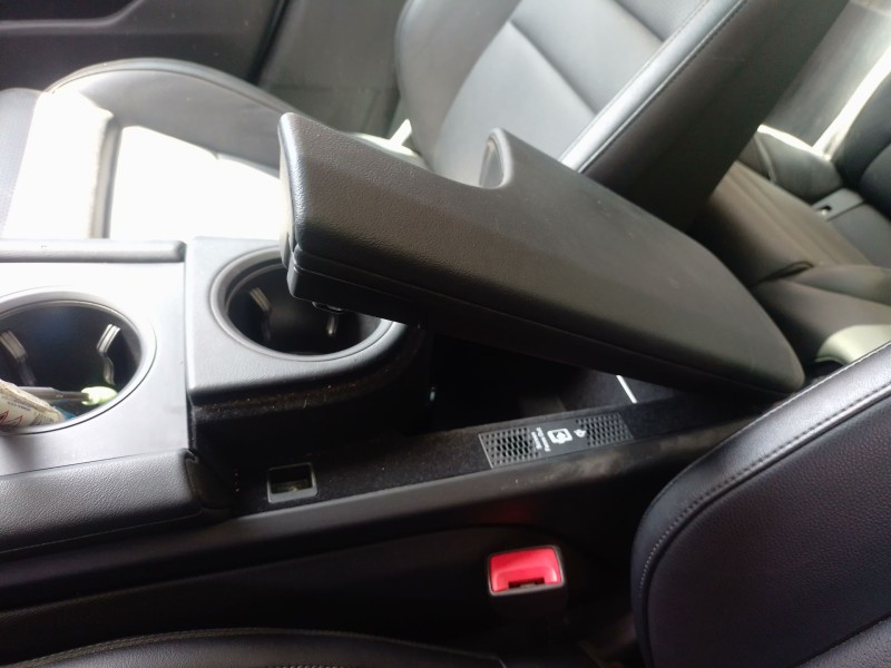 Recambio de apoyabrazos central para porsche taycan (y1a) 4s referencia OEM IAM   