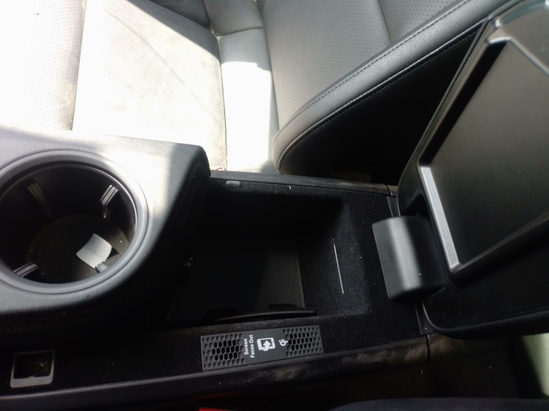 Recambio de apoyabrazos central para porsche taycan (y1a) 4s referencia OEM IAM   