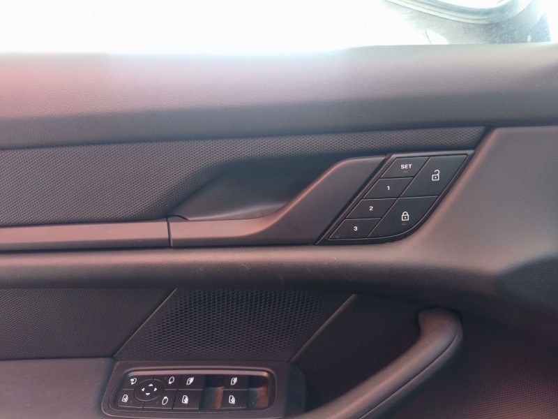 Recambio de maneta interior delantera izquierda para porsche taycan (y1a) 4s referencia OEM IAM   