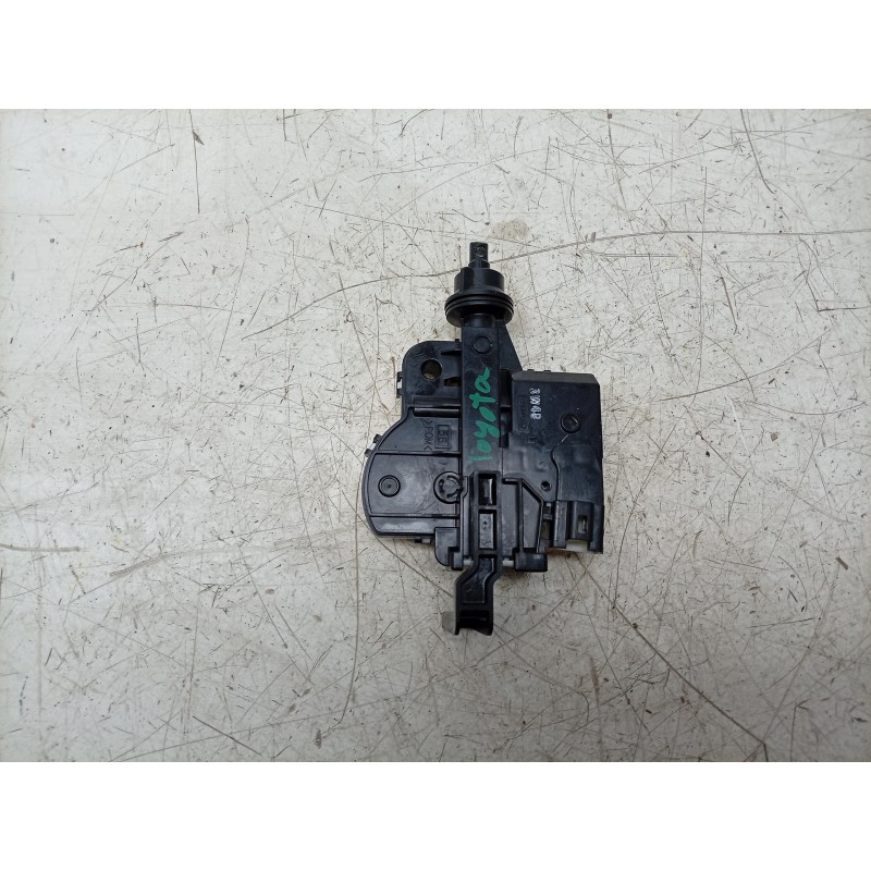 Recambio de motor apertura trampilla para toyota c-hr (_x1_) 2.0 hybrid (maxh10) referencia OEM IAM  77030F4050 