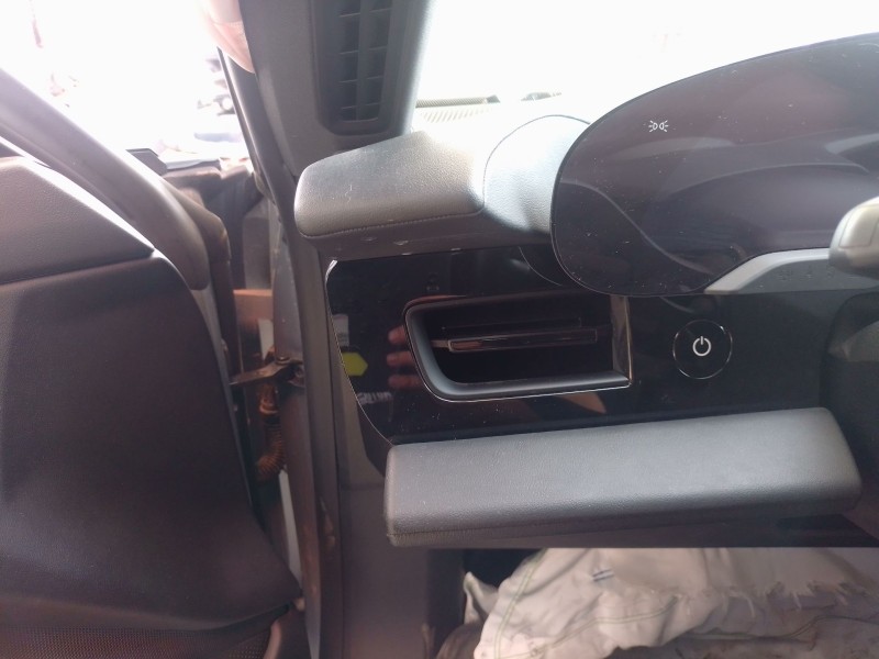 Recambio de aireador izquierdo para porsche taycan (y1a) 4s referencia OEM IAM   