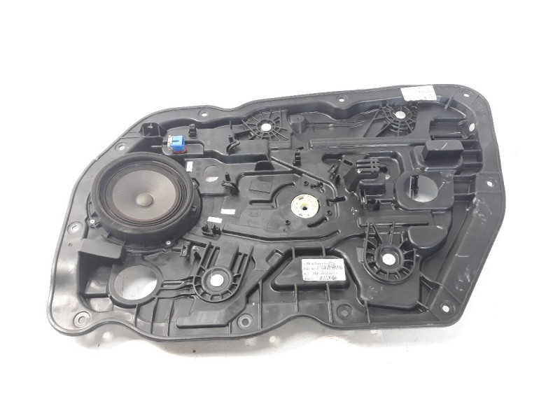 Recambio de elevalunas delantero derecho para kia cee´d 1.4 crdi cat referencia OEM IAM 82840A2110  