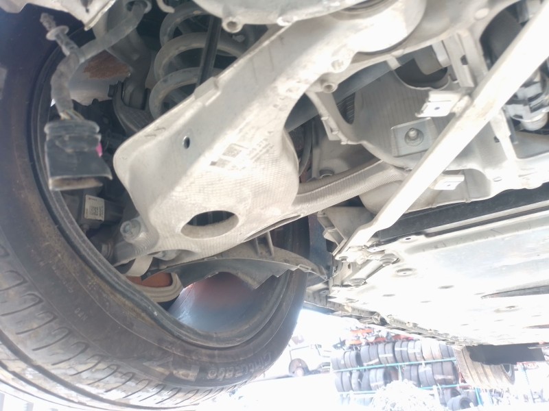 Recambio de brazo suspension inferior trasero izquierdo para porsche taycan (y1a) 4s referencia OEM IAM   