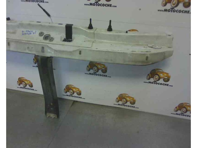 Recambio de travesaño superior para renault master bus referencia OEM IAM 7751690121 109193370 7564