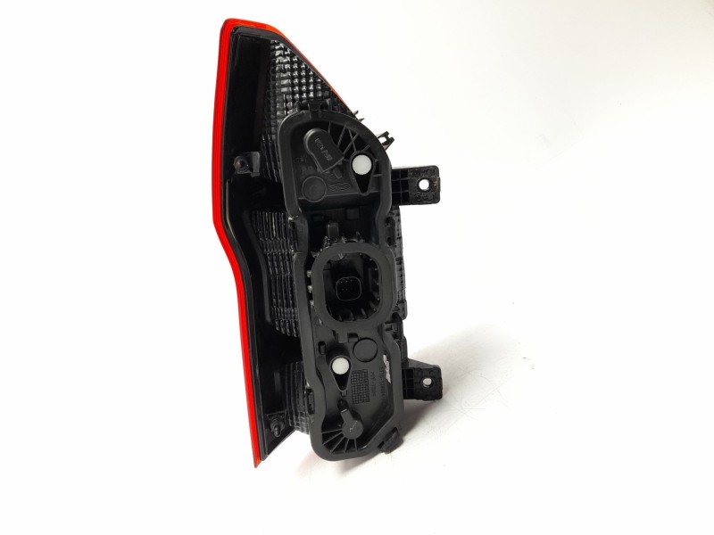 Recambio de piloto trasero derecho para ford transit courier b460 furgoneta/monovolumen 1.5 tdci referencia OEM IAM  ET7613404AF
