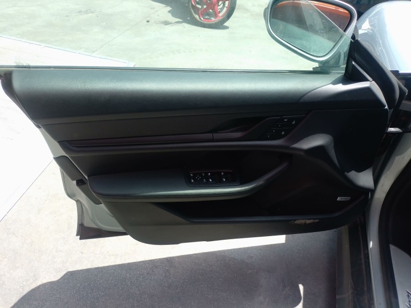 Recambio de juego tapizados / cartoneras para porsche taycan (y1a) 4s referencia OEM IAM   