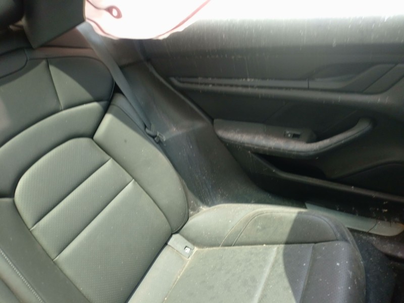 Recambio de juego tapizados / cartoneras para porsche taycan (y1a) 4s referencia OEM IAM   