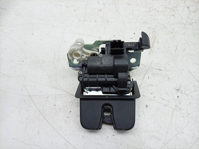 Recambio de cerradura maletero / porton para volkswagen t-roc (a11, d11) 1.5 tsi referencia OEM IAM  2GA827505A 