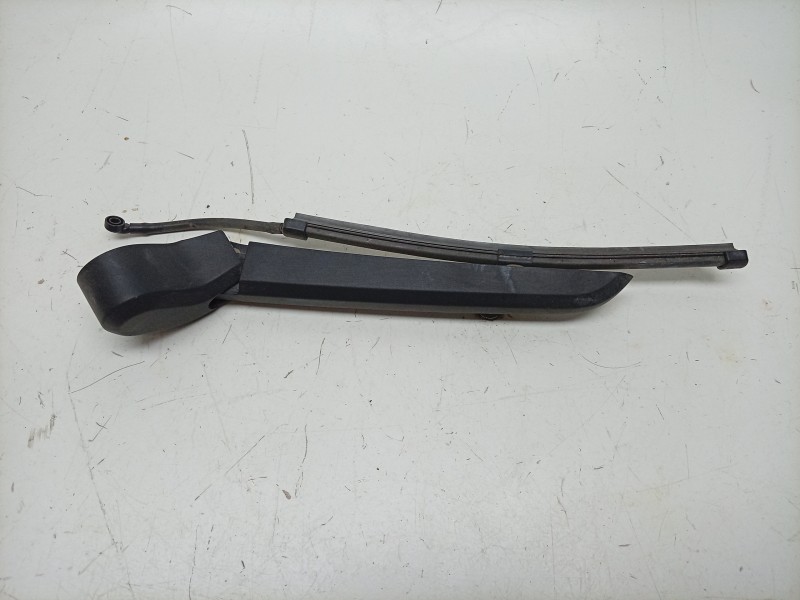 Recambio de brazo limpia trasero para volvo v60 ii cross country (227) d4 awd referencia OEM IAM  31693005 