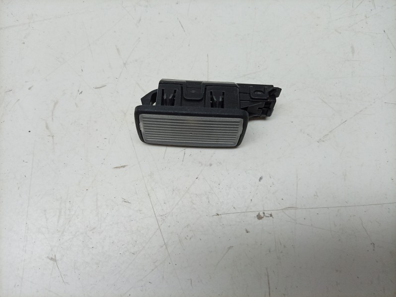 Recambio de luz interior para volvo v60 ii cross country (227) d4 awd referencia OEM IAM  31663793 