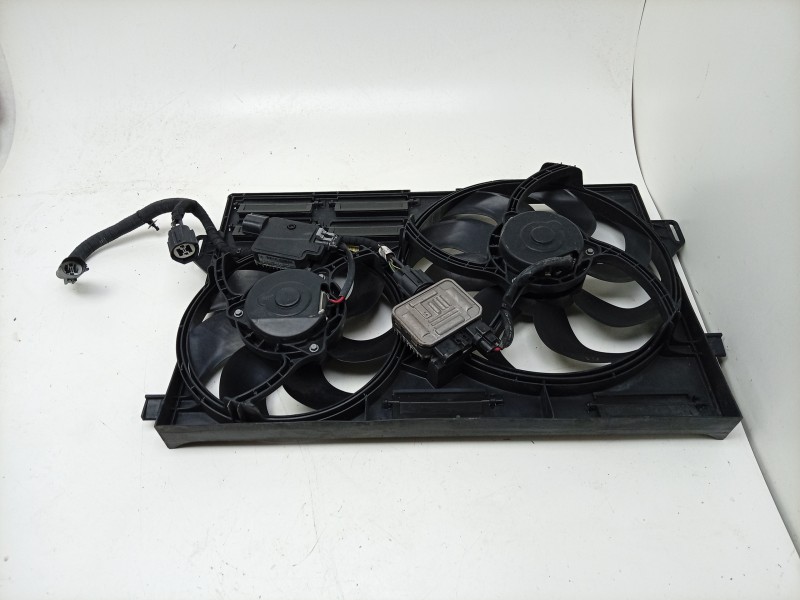 Recambio de electroventilador para aston martin rapide 5.9 v12 cat referencia OEM IAM  8D338C607AC 