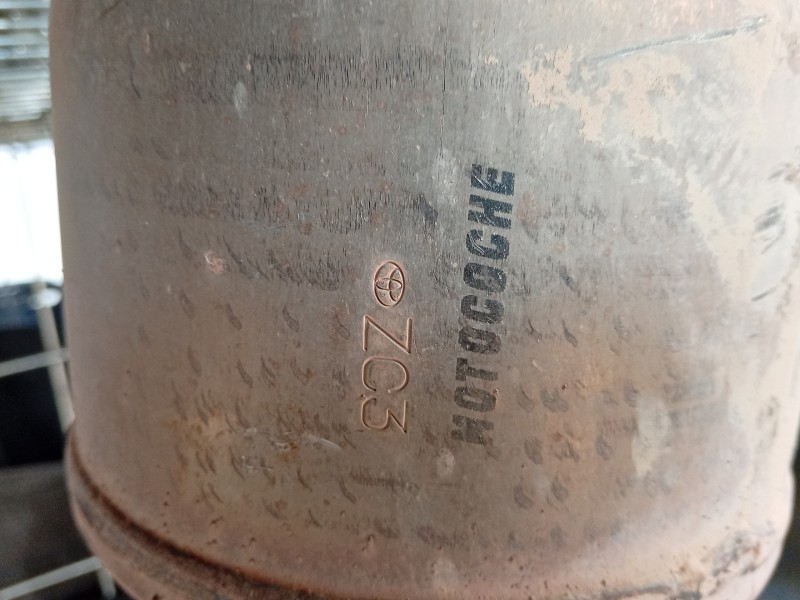 Recambio de catalizador para toyota hilux (kun) 3.0 turbodiesel referencia OEM IAM ZC4 ZC3 